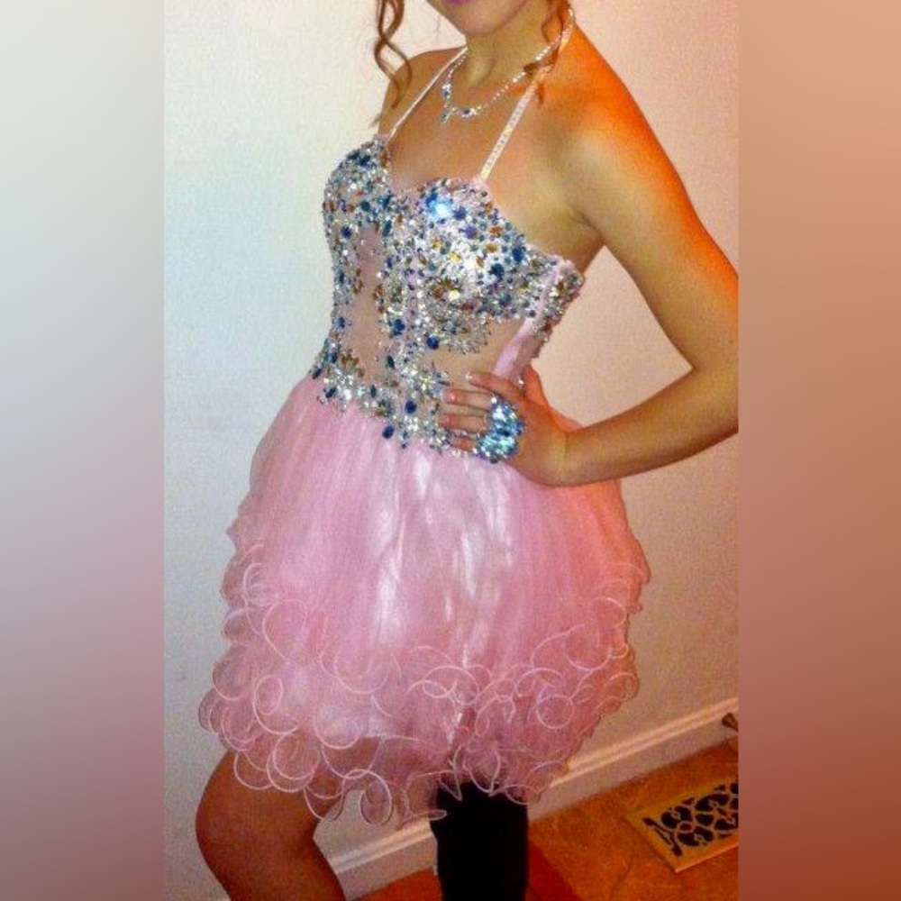 Short pageant, Homecoming, or party dress